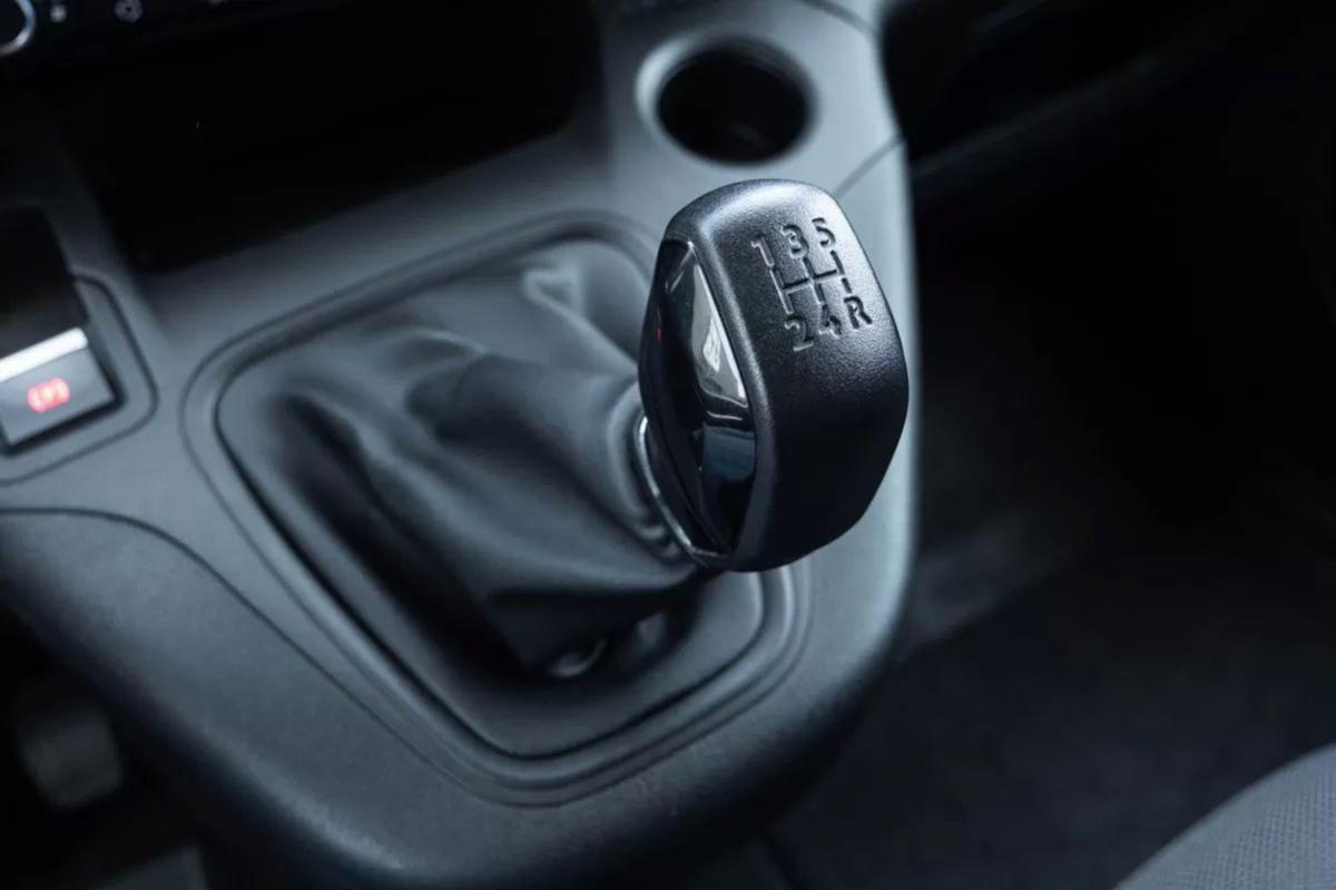 opel-combo-2021-diesel-1500cc