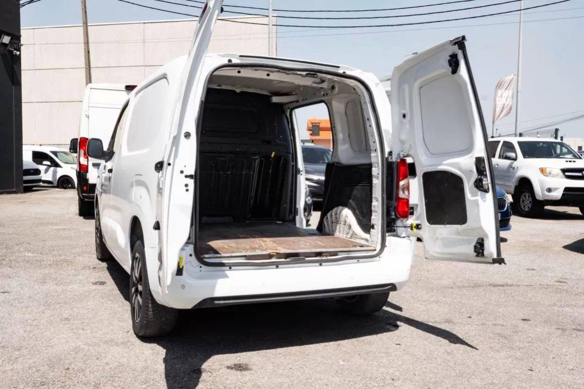 opel-combo-2021-diesel-1500cc