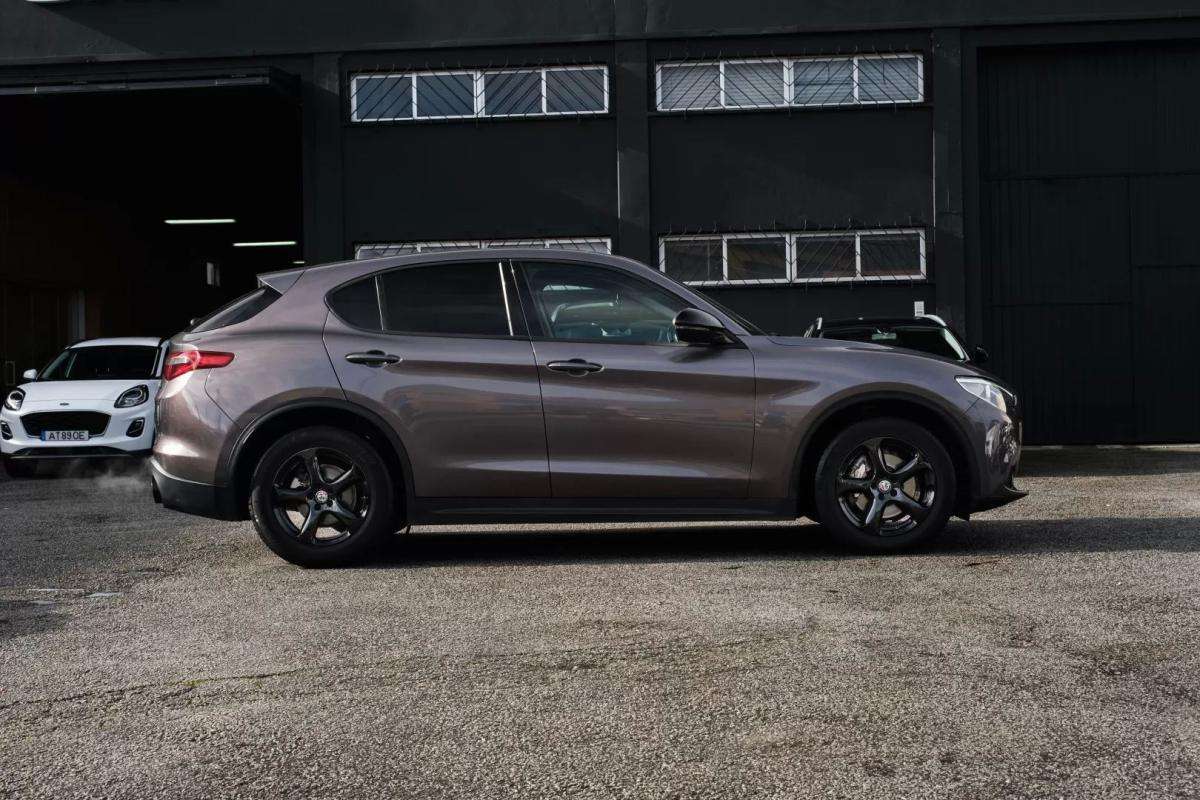 alfa-romeo-stelvio-2019-diesel-2143cc