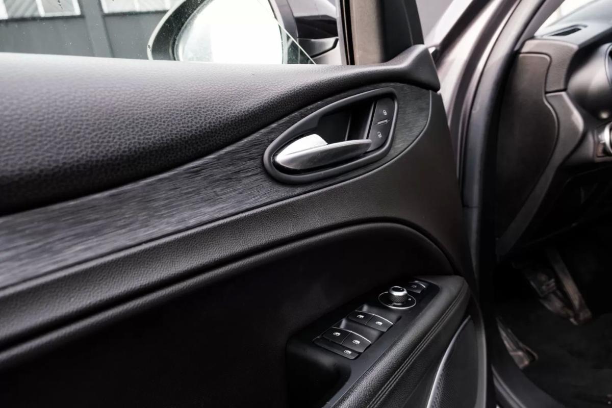 alfa-romeo-stelvio-2019-diesel-2143cc