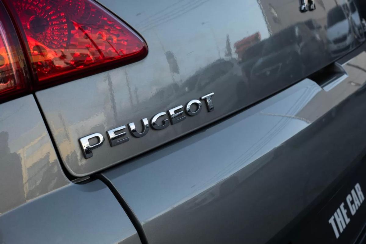 peugeot-3008-2009-diesel-1560cc
