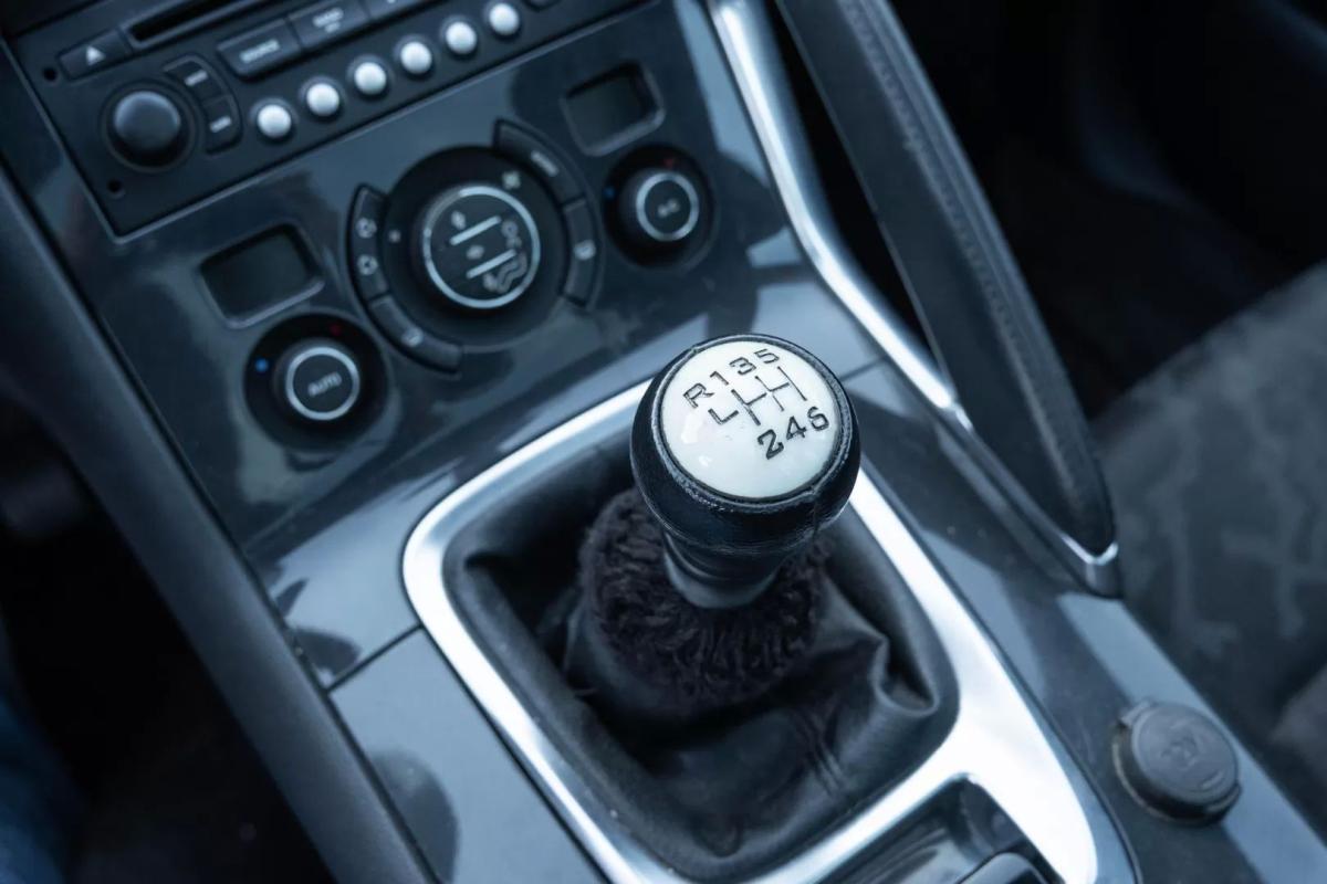 peugeot-3008-2009-diesel-1560cc