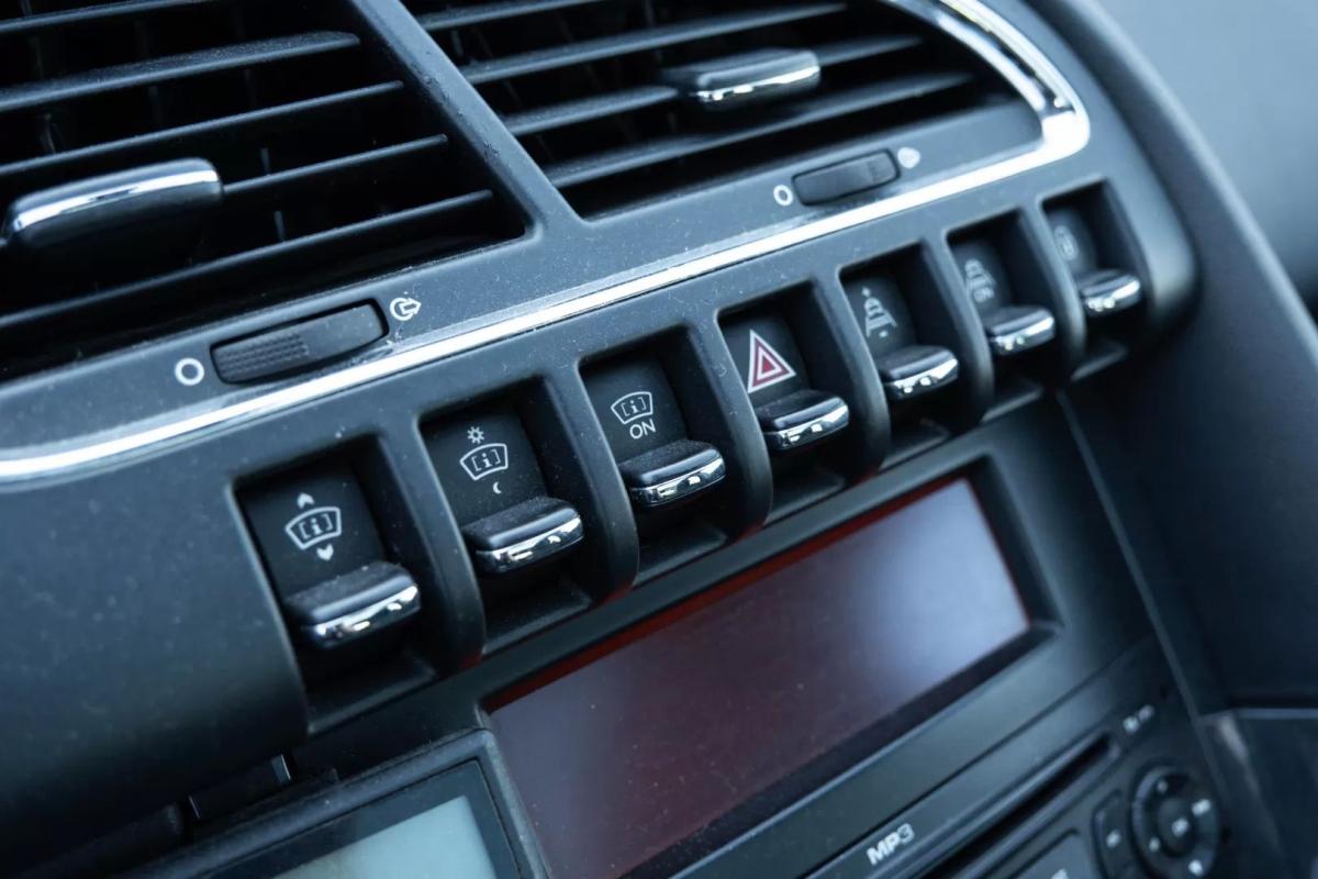 peugeot-3008-2009-diesel-1560cc