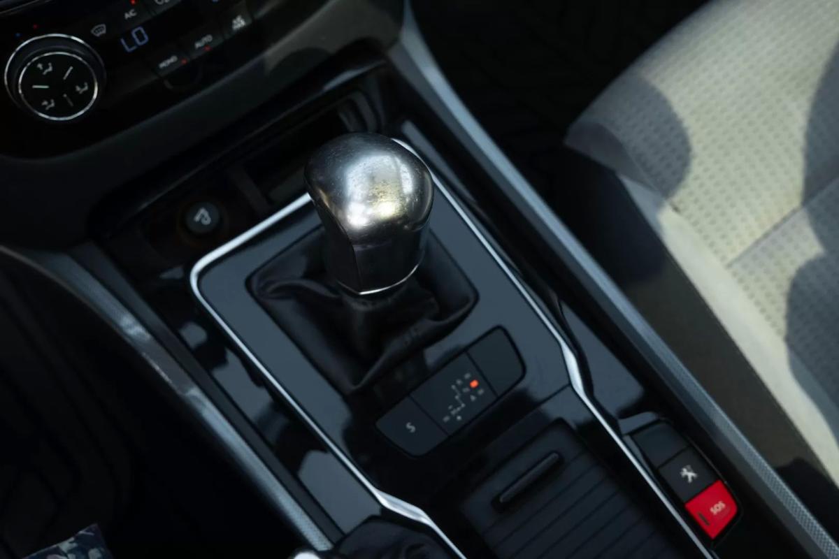 peugeot-508-2014-diesel-1560cc