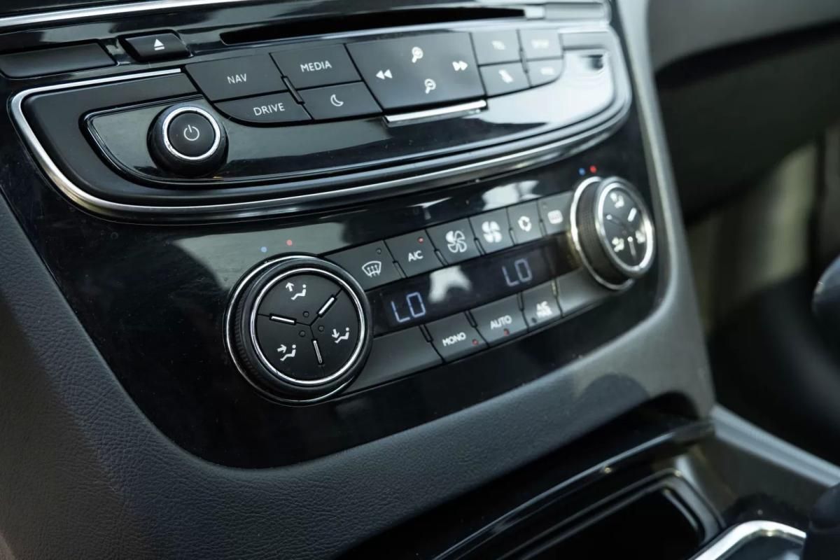 peugeot-508-2014-diesel-1560cc