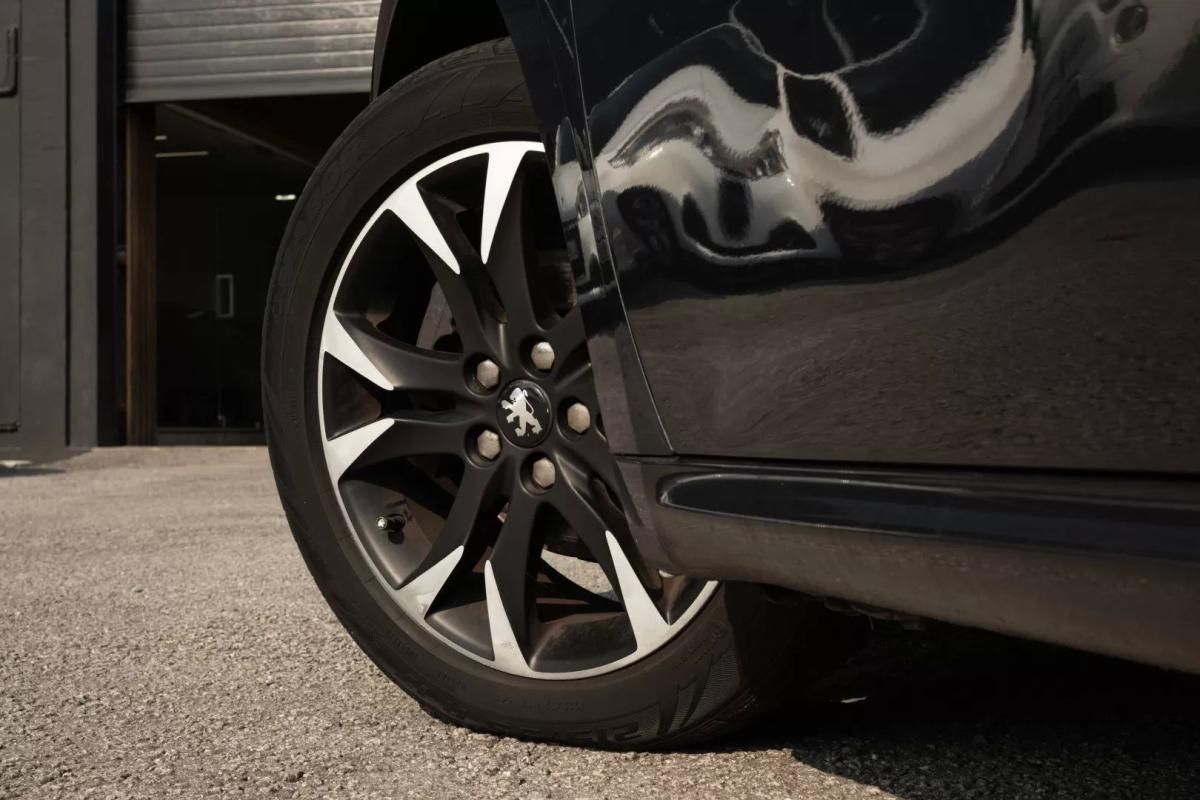 peugeot-508-2014-diesel-1560cc