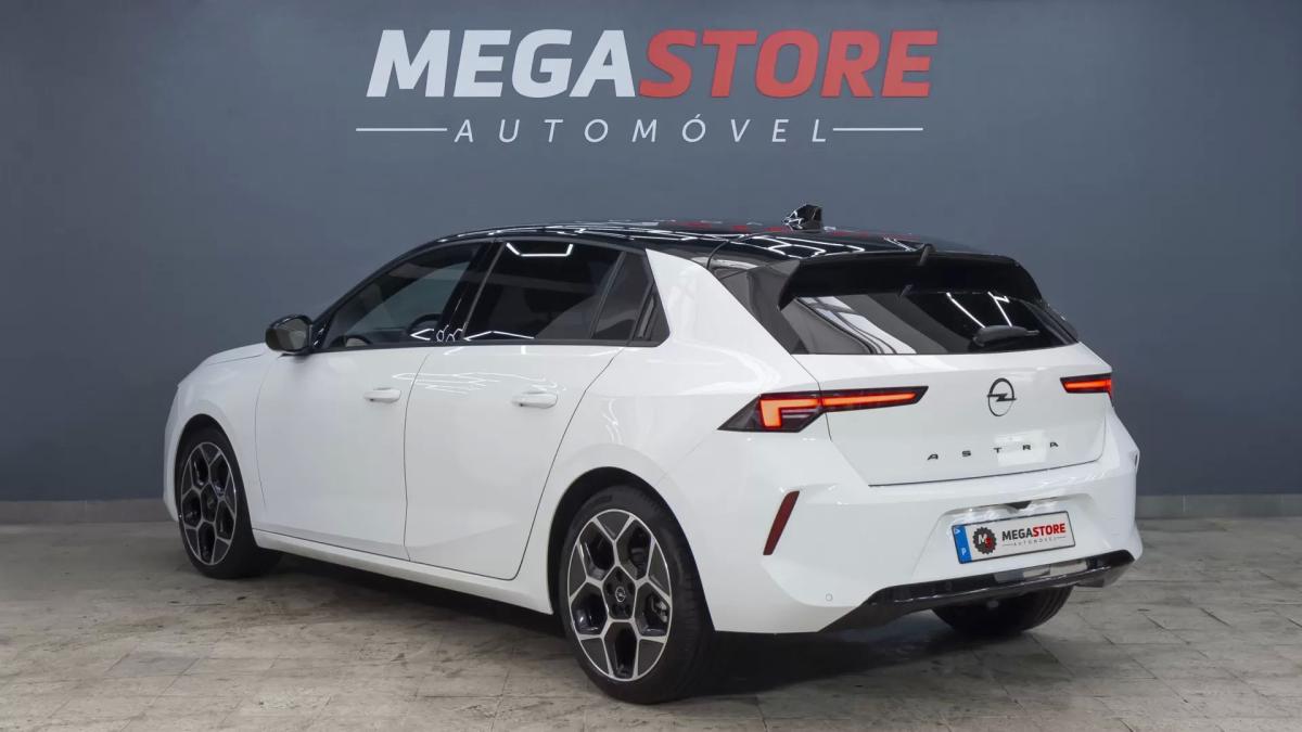 opel-astra-2025-gasolina-1199cc