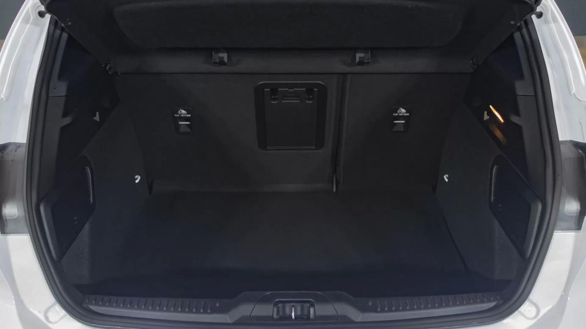 ford-focus-2024-gasolina-998cc