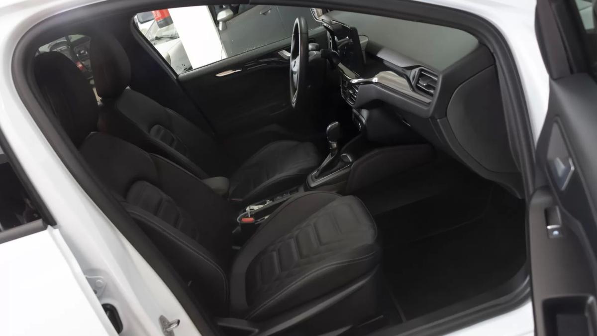 ford-focus-2024-gasolina-998cc
