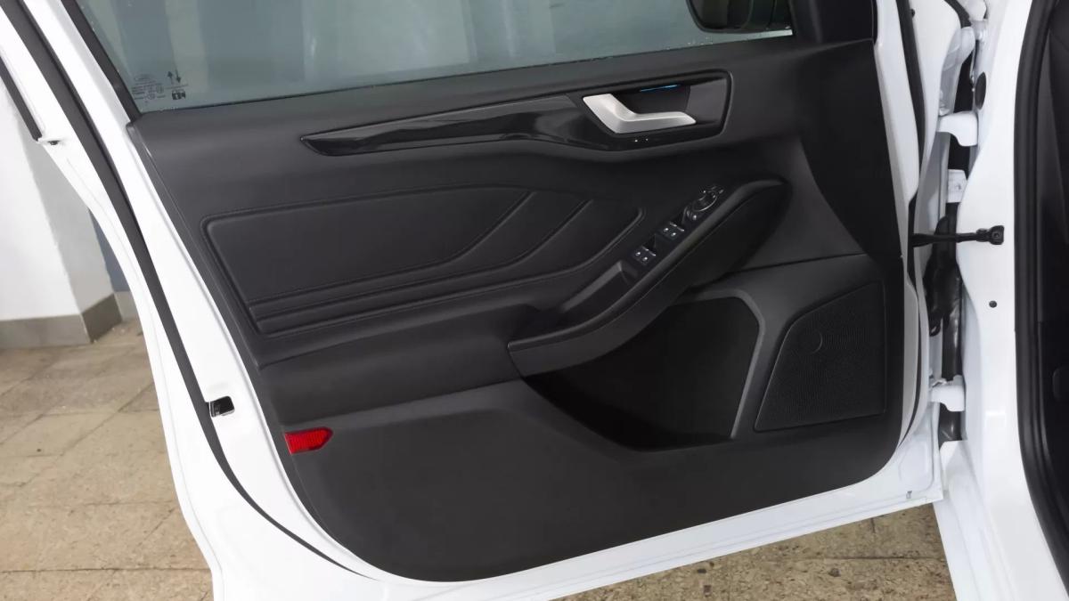 ford-focus-2024-gasolina-998cc