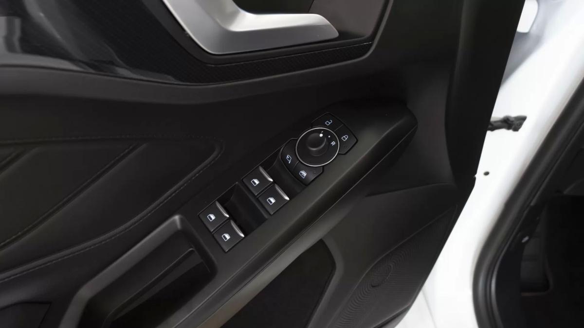 ford-focus-2024-gasolina-998cc