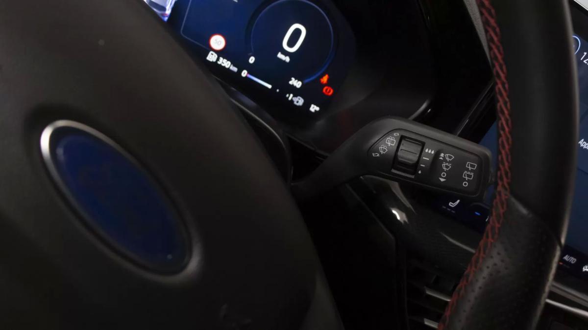 ford-focus-2024-gasolina-998cc
