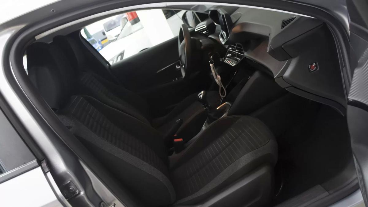 peugeot-208-2024-gasolina-1199cc