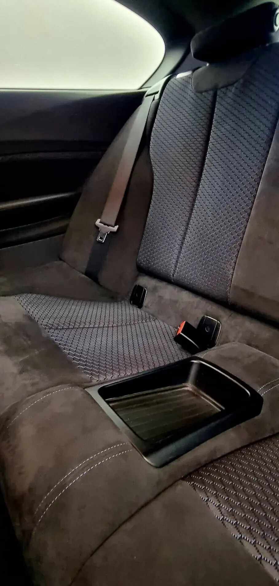 bmw-serie-1-2012-diesel-1995cc