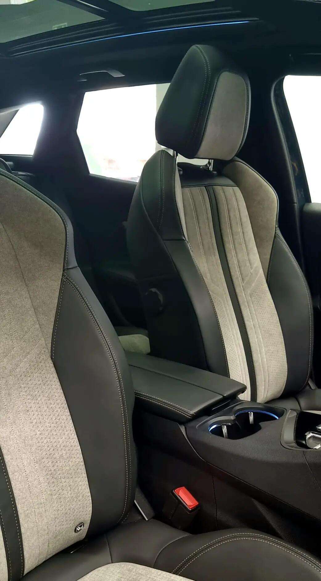 peugeot-3008-2022-hibrido-a-gasolina-1600cc