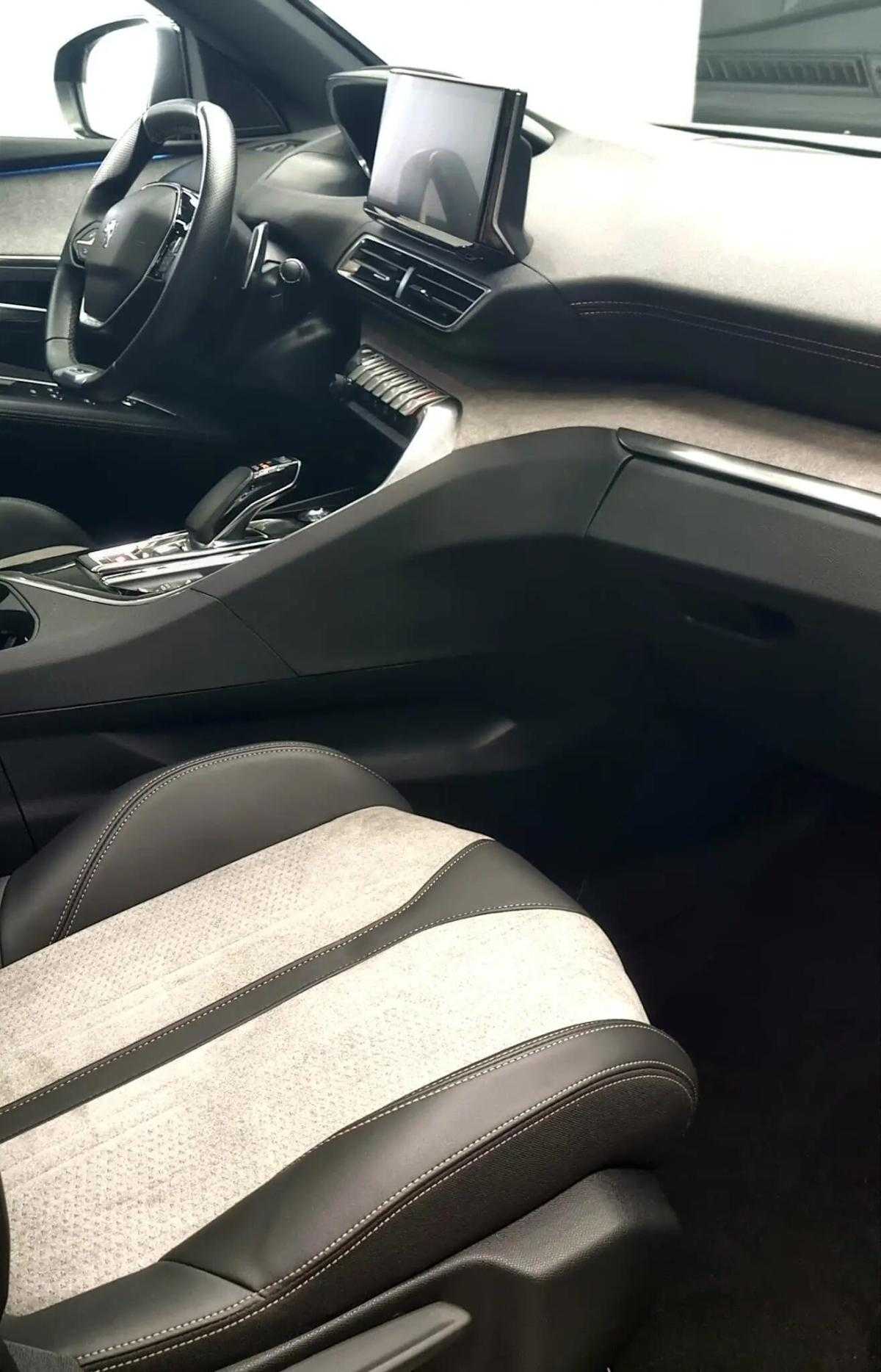 peugeot-3008-2022-hibrido-a-gasolina-1600cc