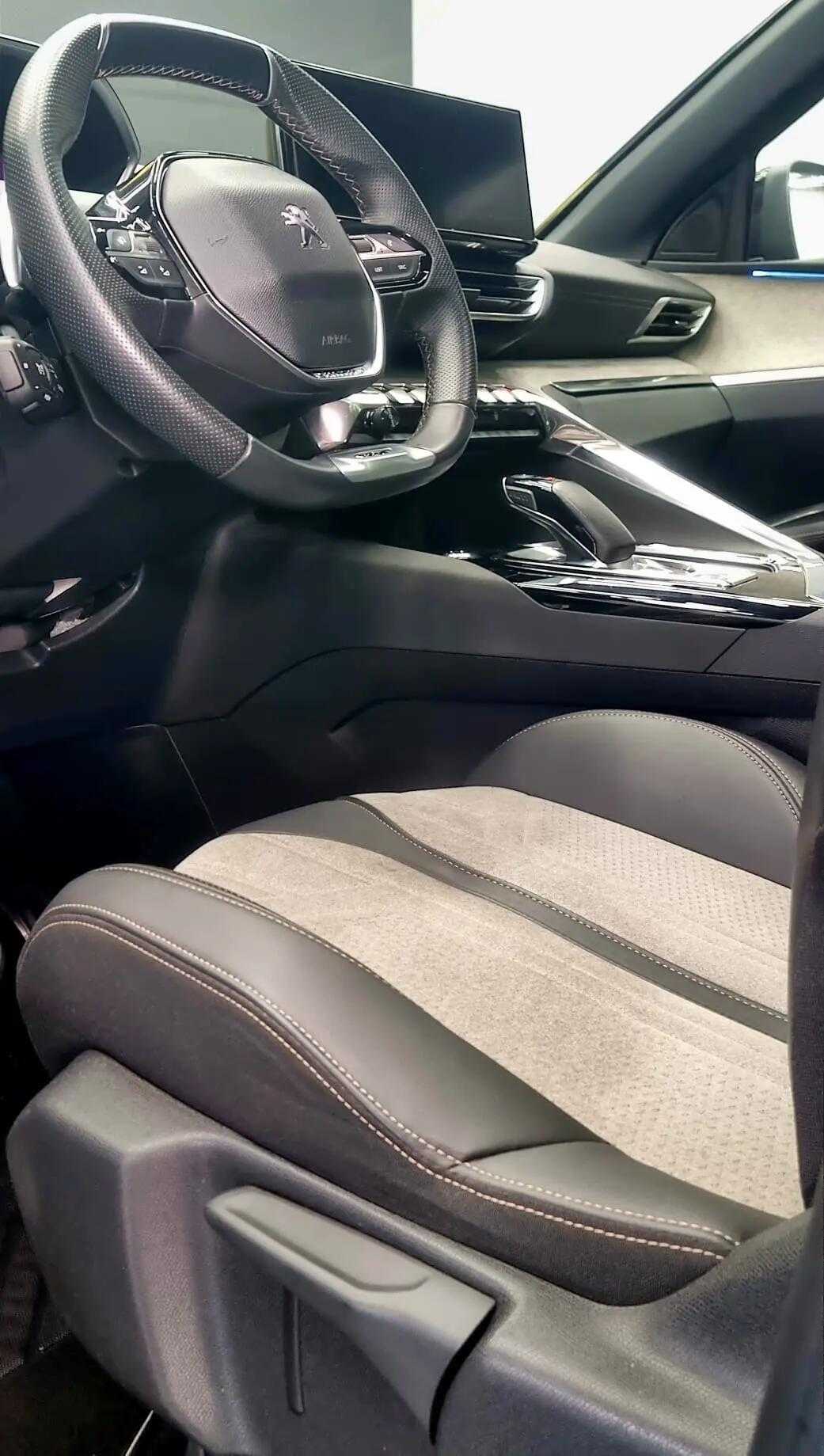 peugeot-3008-2022-hibrido-a-gasolina-1600cc