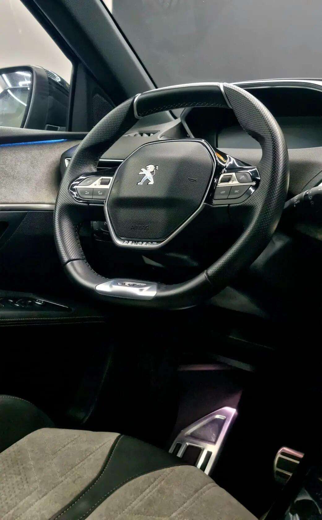 peugeot-3008-2022-hibrido-a-gasolina-1600cc