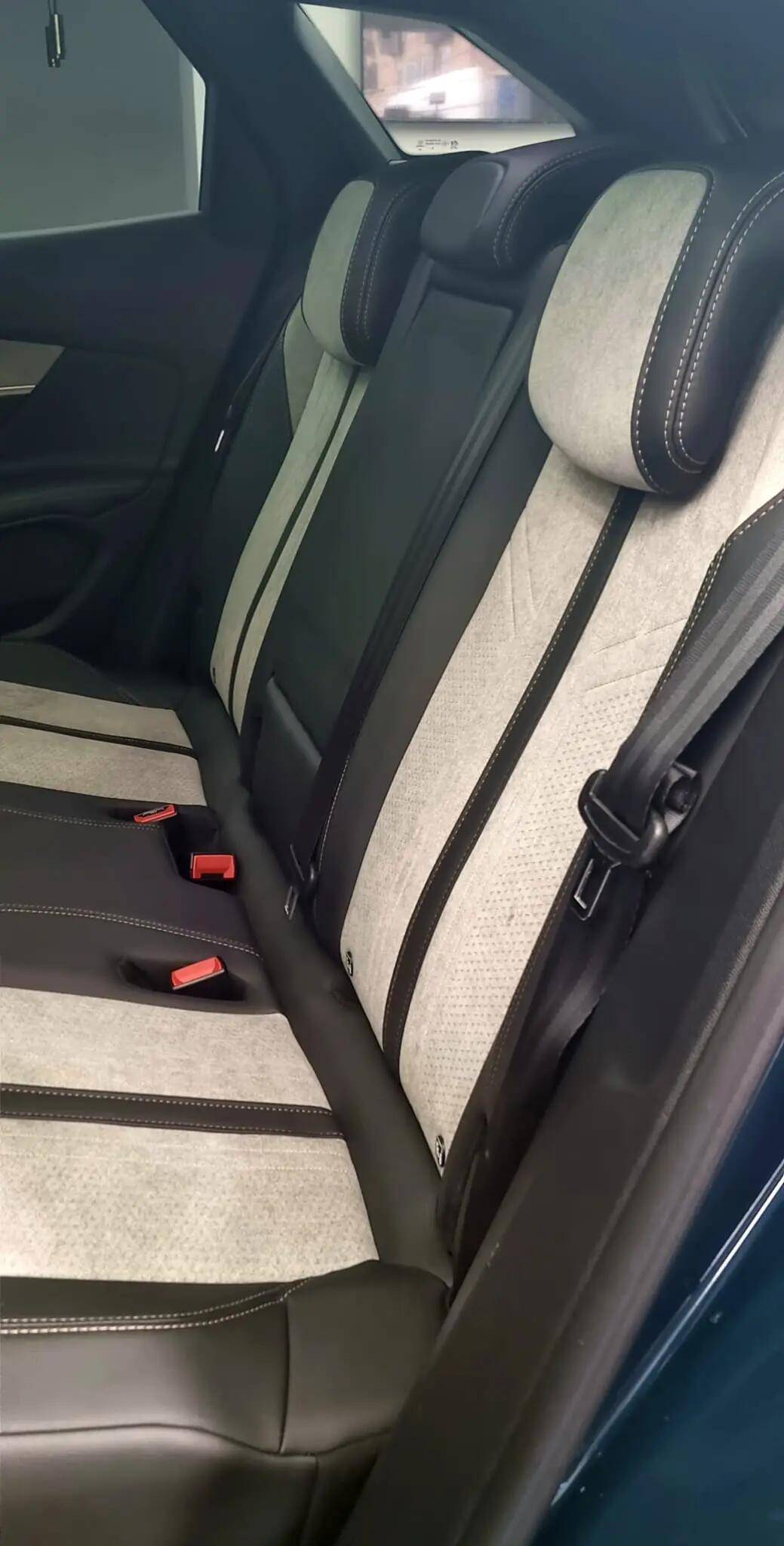 peugeot-3008-2022-hibrido-a-gasolina-1600cc