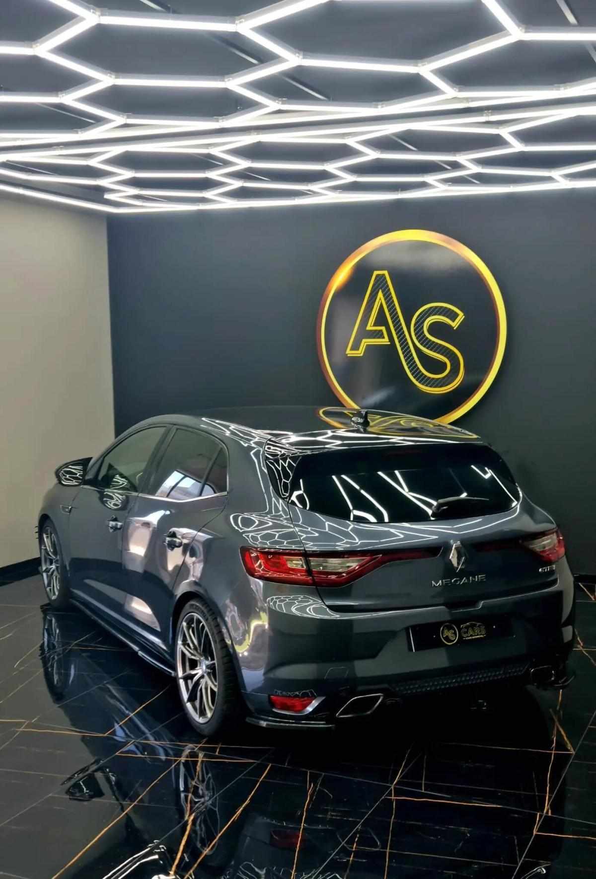 renault-megane-2017-diesel-1598cc