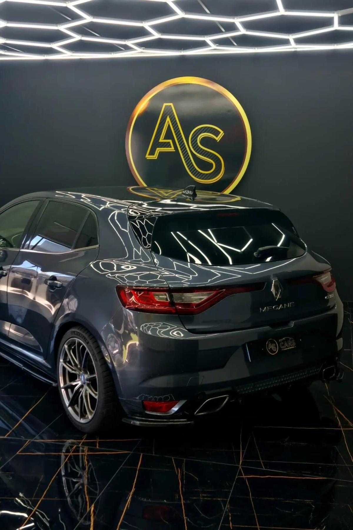 renault-megane-2017-diesel-1598cc