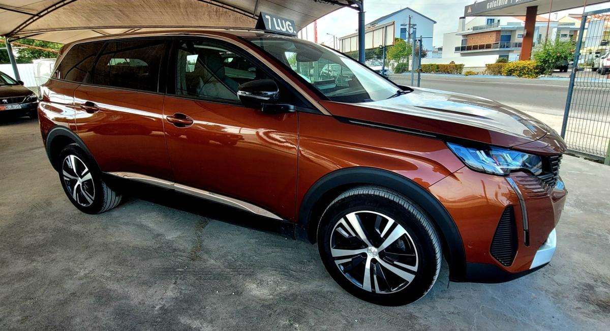peugeot-5008-2022-diesel-1499cc