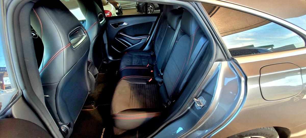 mercedes-benz-cla-180-d-blueefficiency-shooting-brake-2018-diesel-1461cc