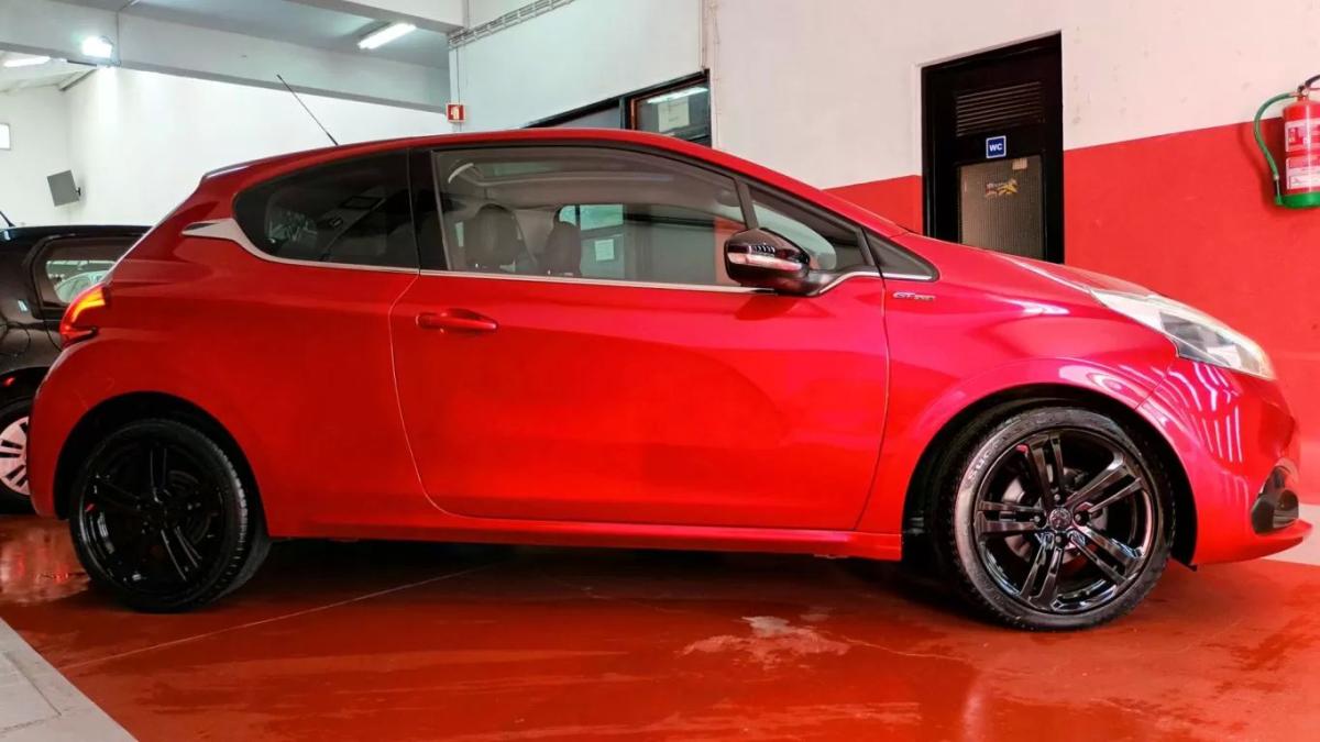 peugeot-208-2016-gasolina-1199cc