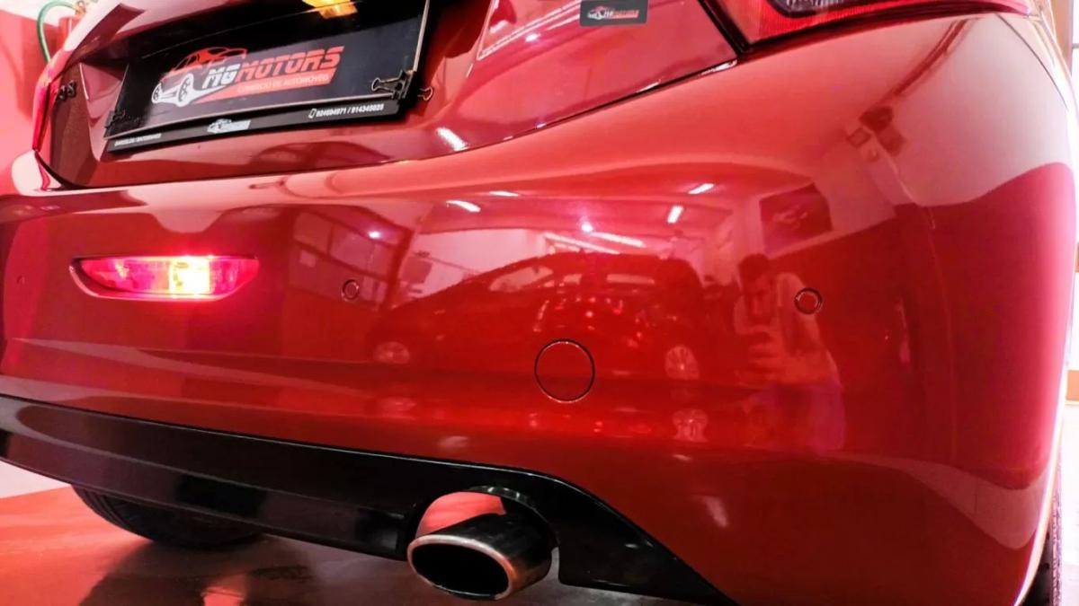 peugeot-208-2016-gasolina-1199cc
