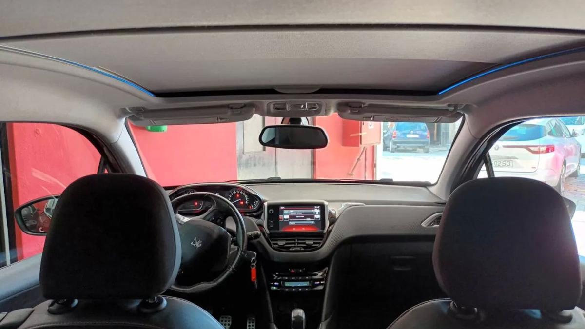 peugeot-208-2016-gasolina-1199cc