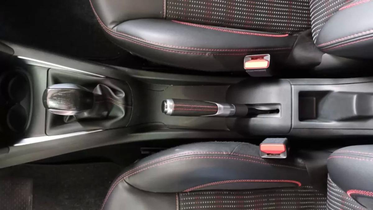 peugeot-208-2016-gasolina-1199cc