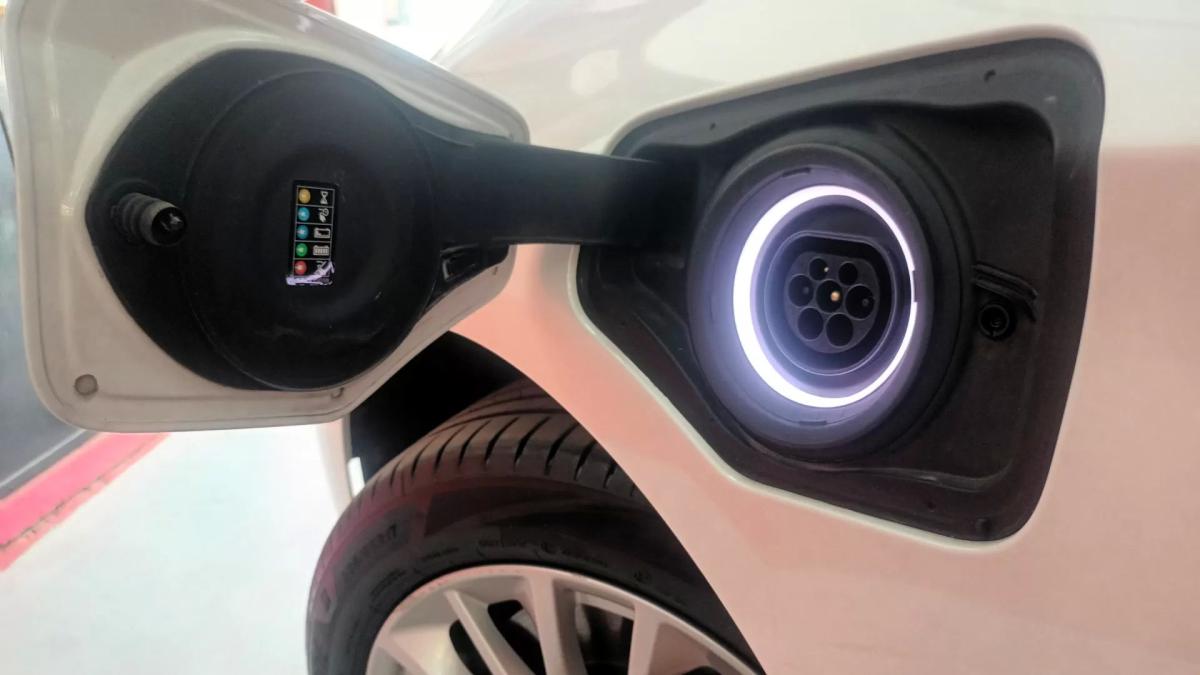 bmw-serie-2-2019-hibrido-1499cc