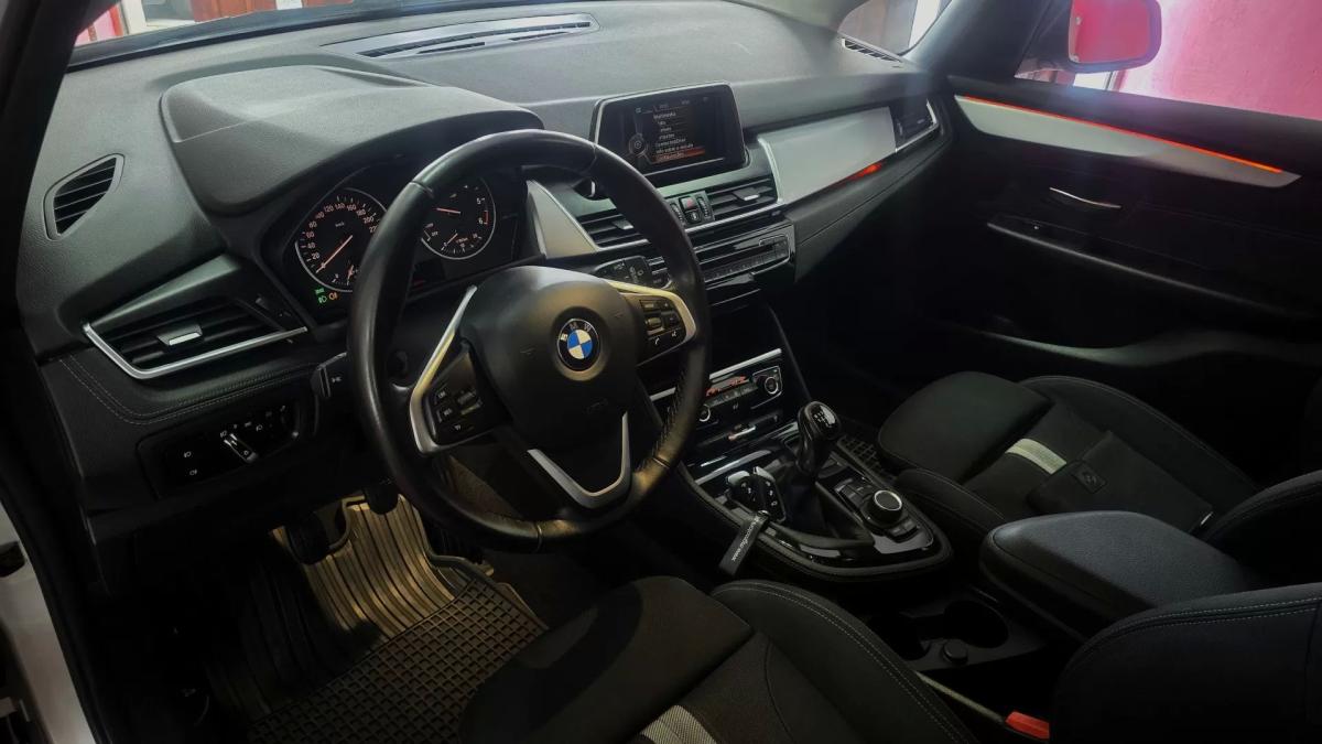 bmw-serie-2-2016-diesel-1496cc
