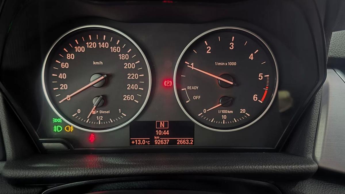 bmw-serie-2-2016-diesel-1496cc