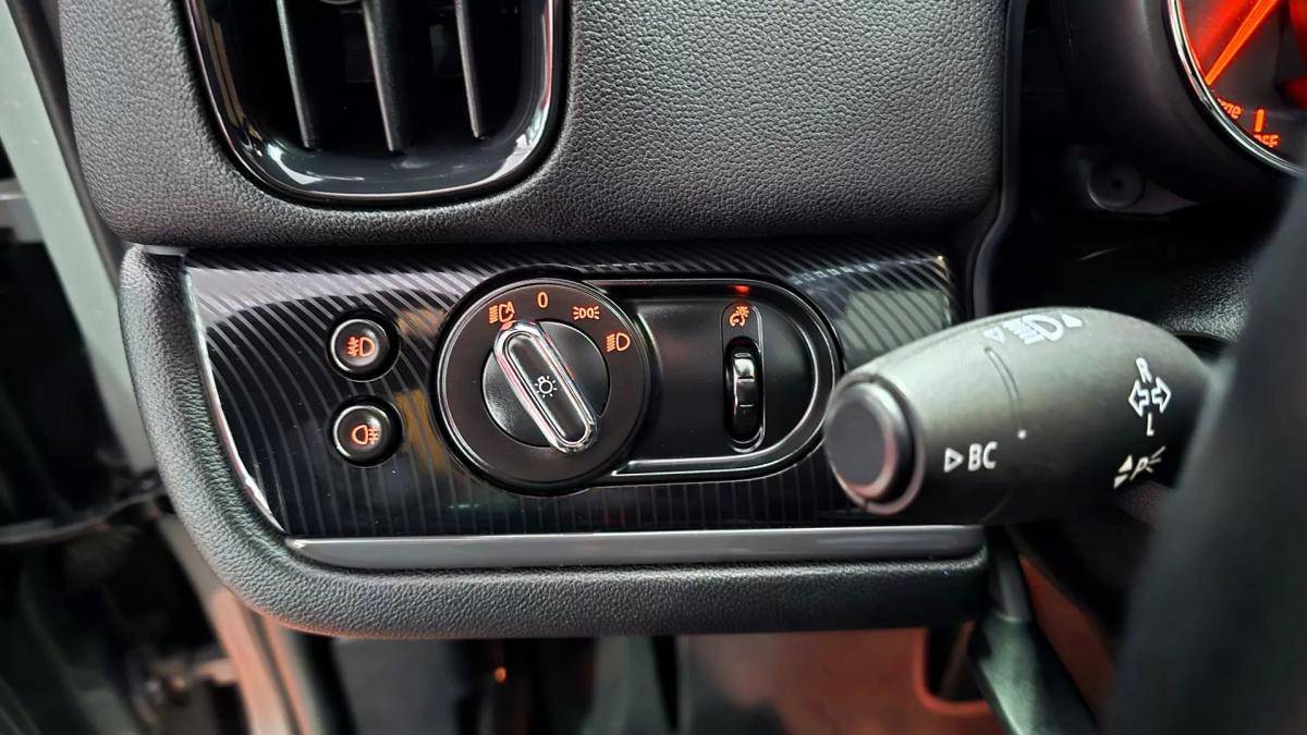 mini-countryman-2018-hibrido-1499cc