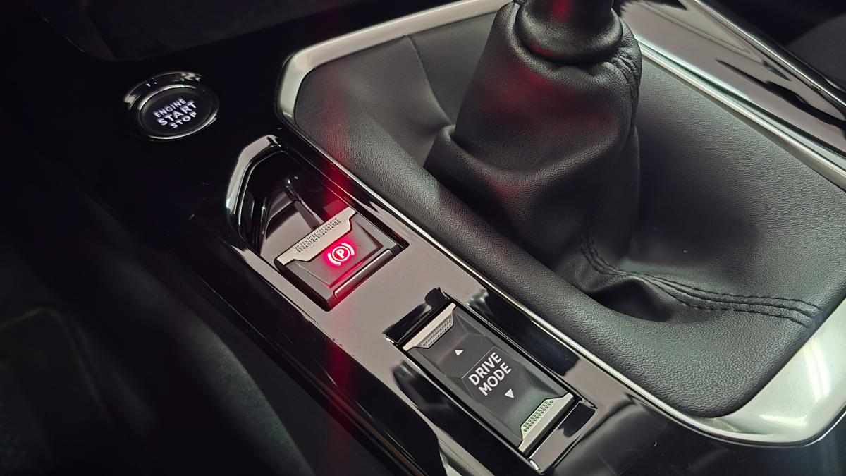 peugeot-508-sw-2019-diesel-1499cc