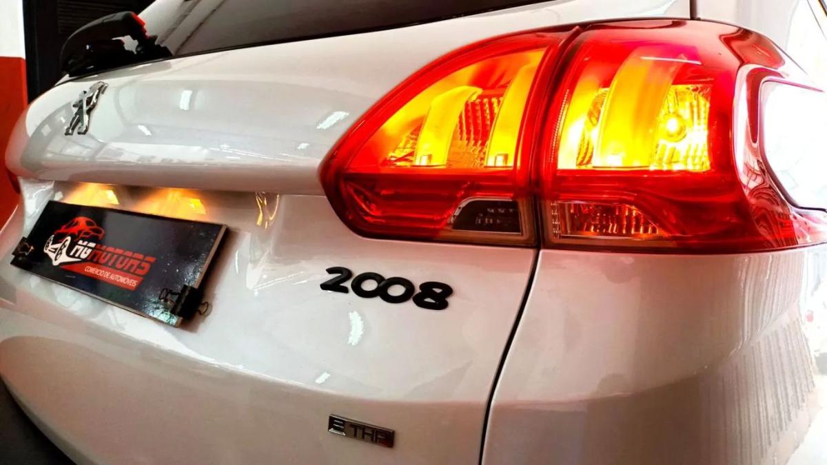 peugeot-2008-2015-gasolina-1199cc