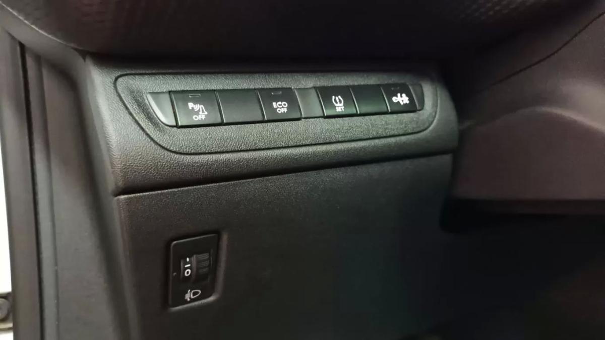 peugeot-2008-2015-gasolina-1199cc