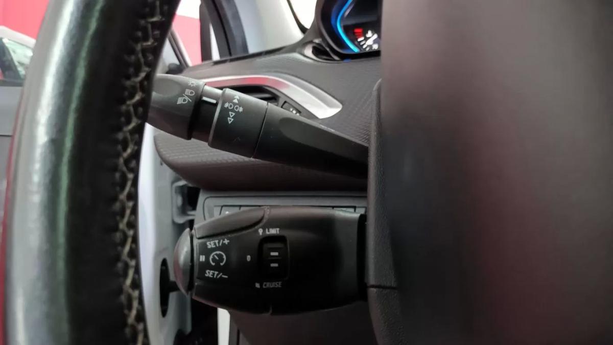 peugeot-2008-2015-gasolina-1199cc