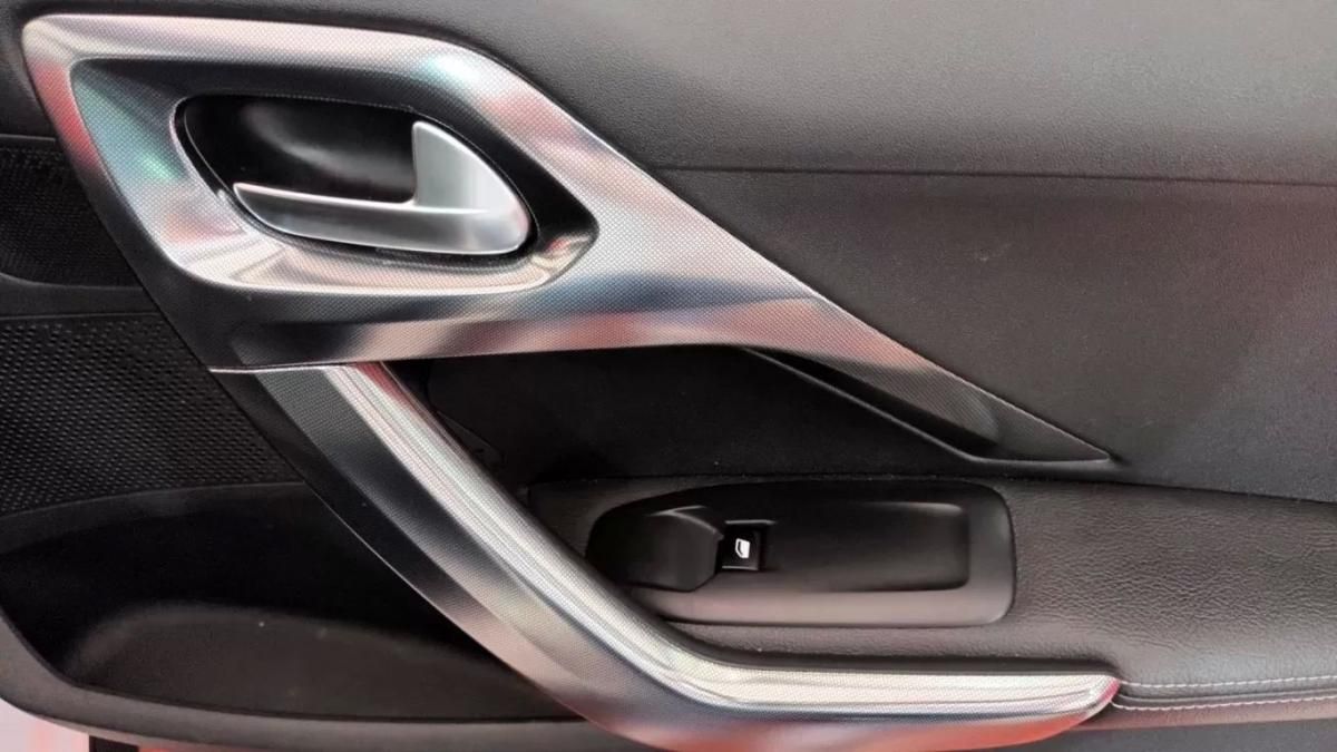 peugeot-2008-2015-gasolina-1199cc