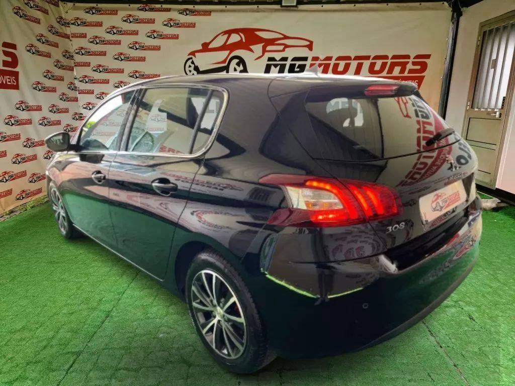 peugeot-308-2015-gasolina-1199cc