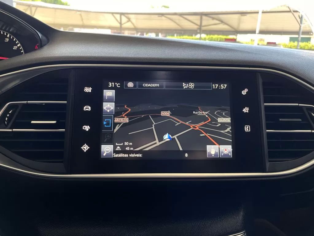peugeot-308-2015-gasolina-1199cc