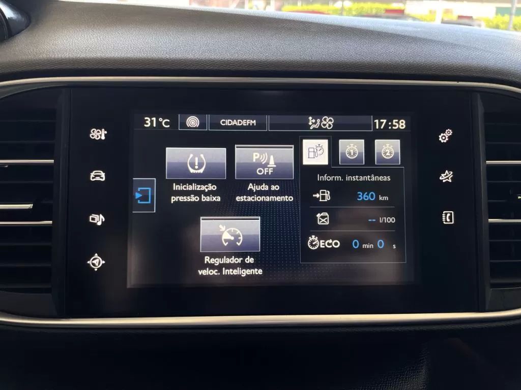 peugeot-308-2015-gasolina-1199cc