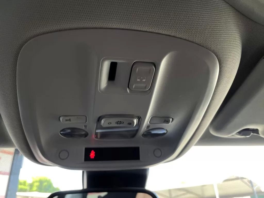 peugeot-308-2015-gasolina-1199cc