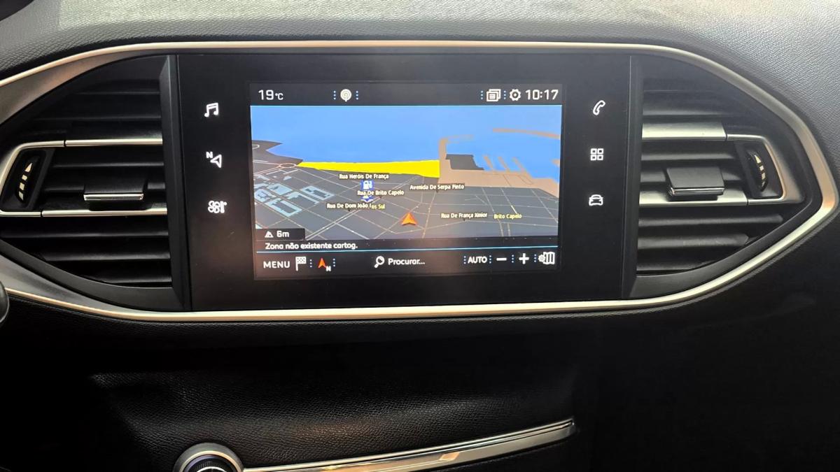 peugeot-308-sw-2018-diesel-1499cc