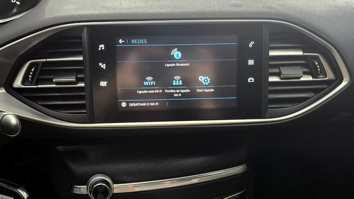 peugeot-308-sw-2018-diesel-1499cc