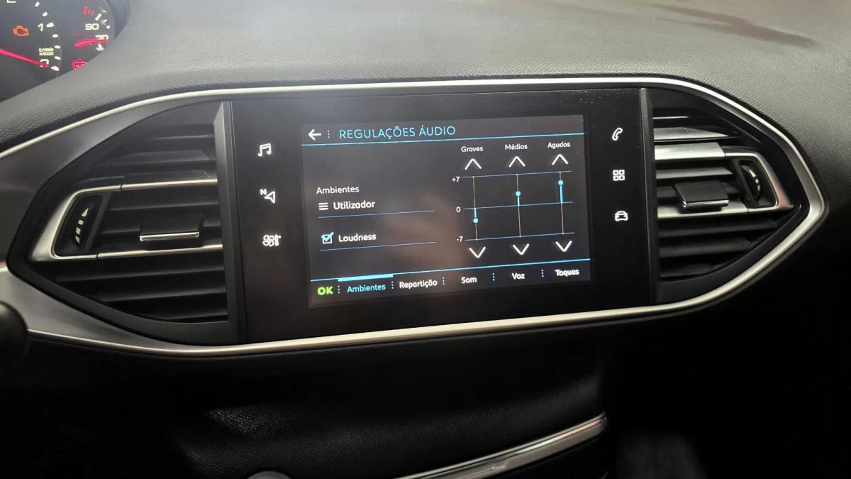peugeot-308-sw-2018-diesel-1499cc