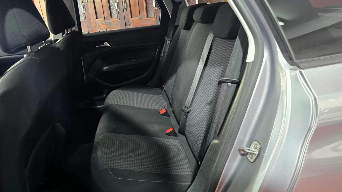 peugeot-308-sw-2018-diesel-1499cc