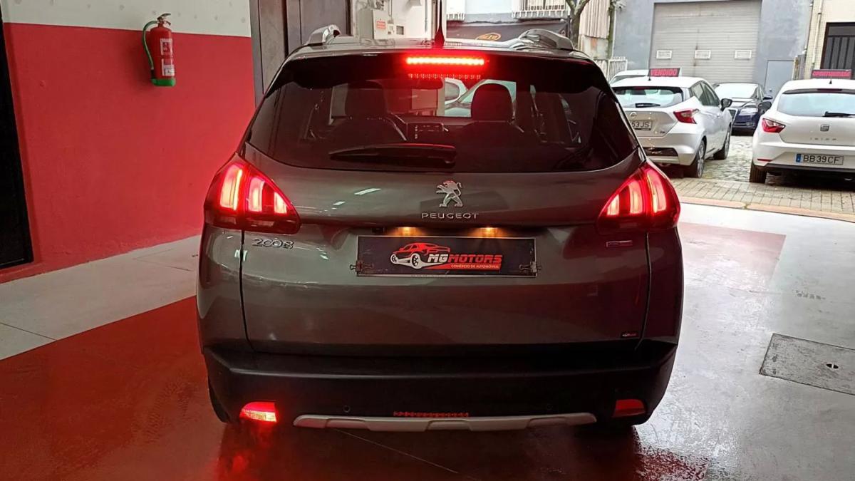 peugeot-2008-2016-gasolina-1199cc