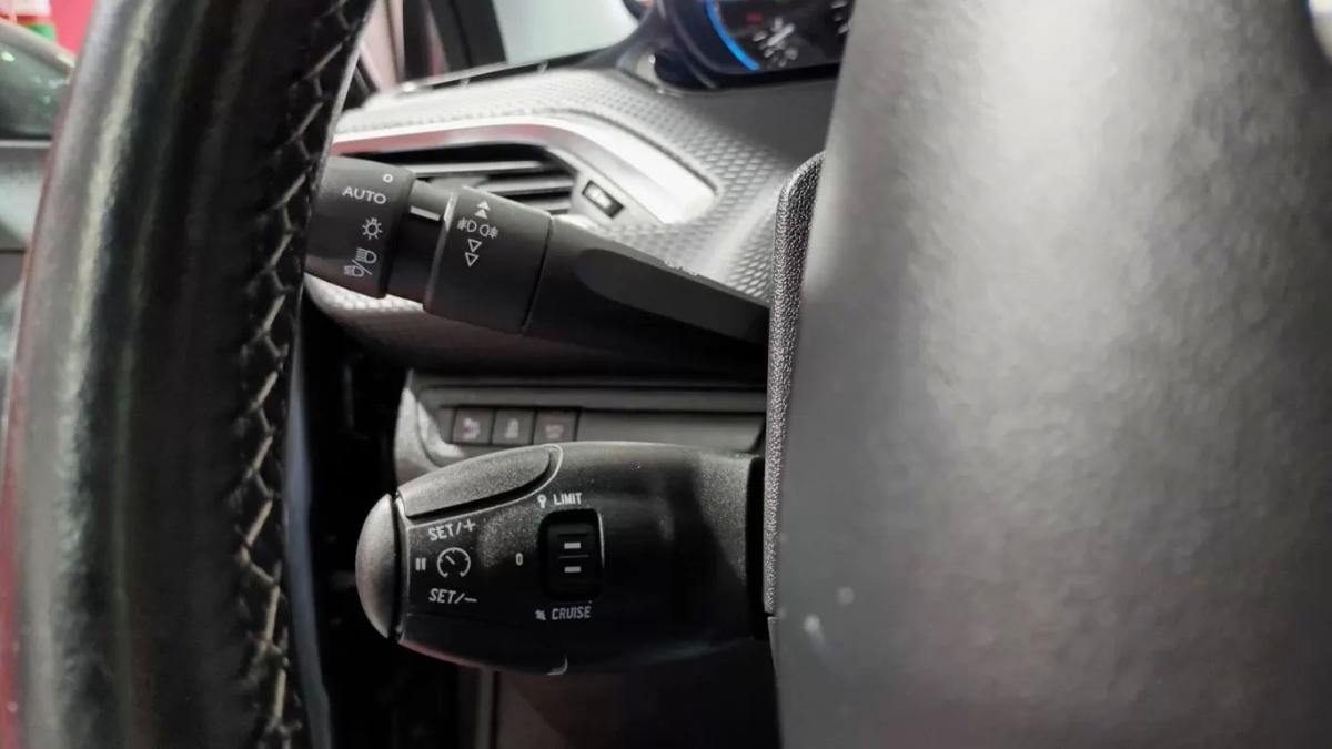 peugeot-2008-2016-gasolina-1199cc